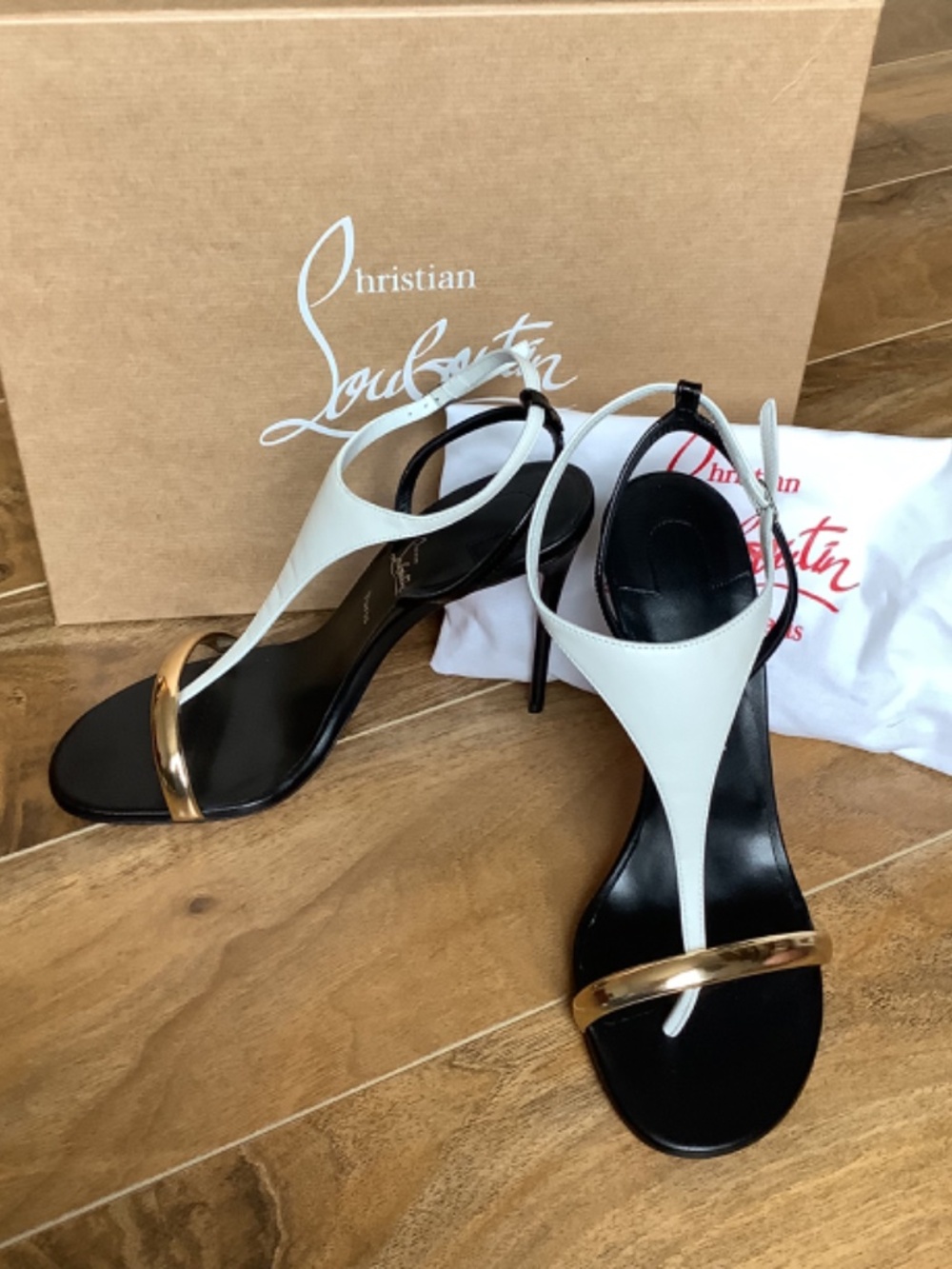 NEW Christian Louboutin Athina Strappy Sandals 38.5 - Picture 5 of 8